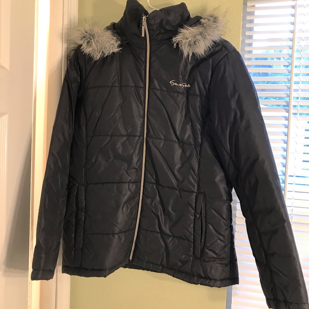 Women SouthPole  Puffer jacket Size L Black with detachable zipper hood.